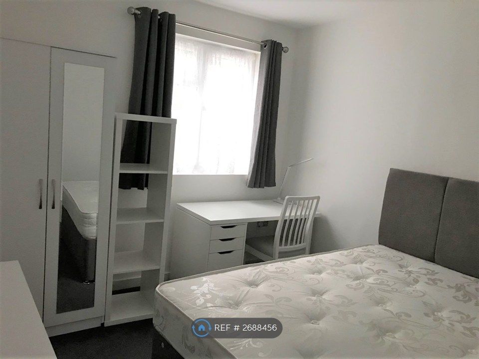 Property photo 3 of 9