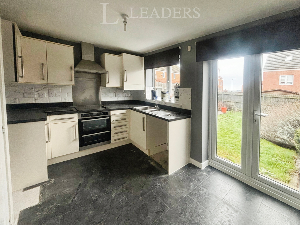 Property photo 2 of 16 49B1Af06-Kitchen.Jpe
