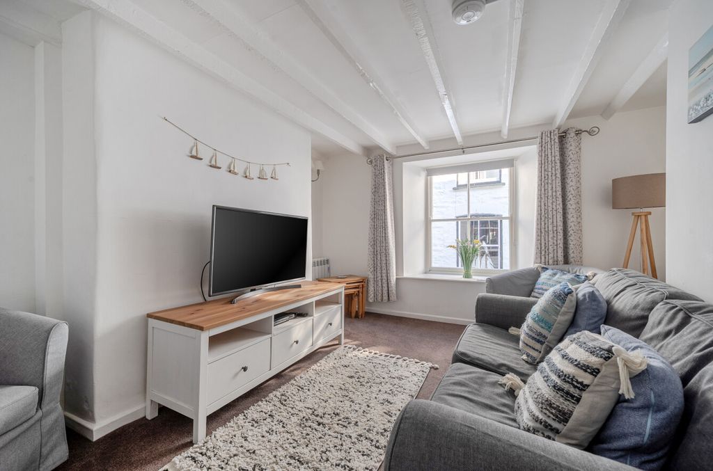 Property photo 3 of 9 1430405-15-69Bbe6...