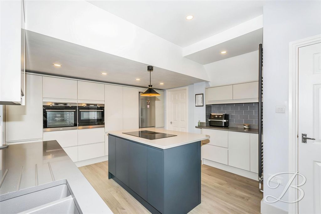 Property photo 2 of 38 Kitchen