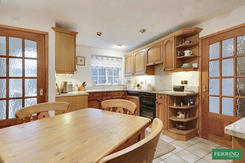 Property photo 3 of 30 Kitchen Breakfast Room
