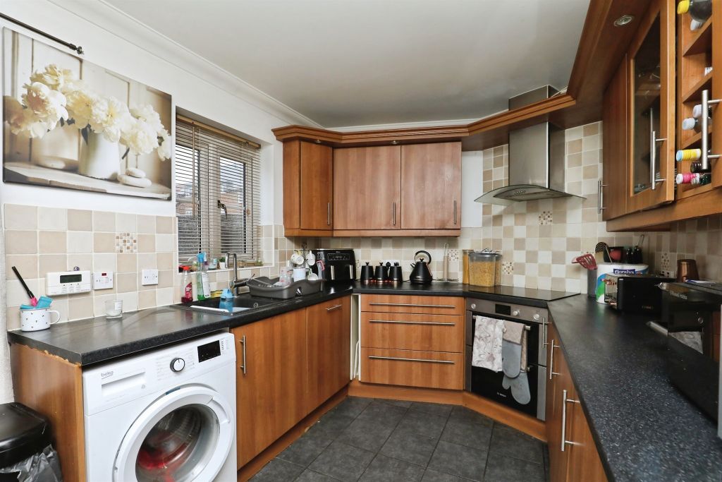 Property photo 3 of 17