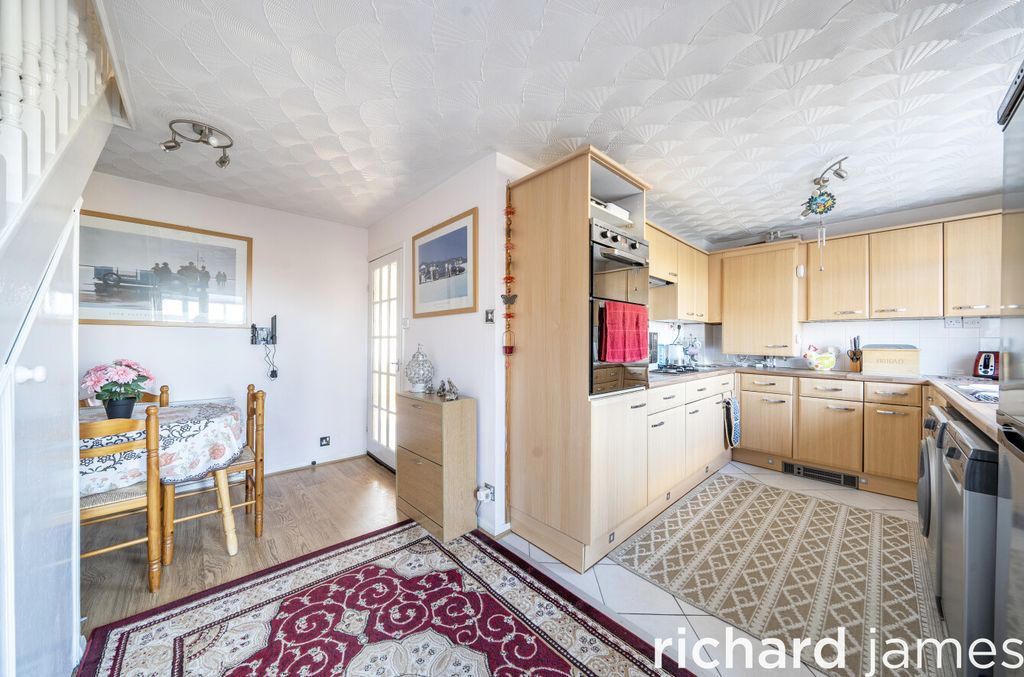 Property photo 3 of 12 6Ae4824B7Bbd40598E7Db959Cba5c5c1