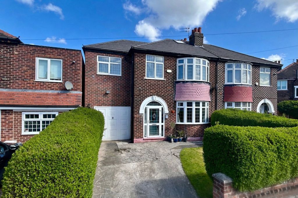 Property photo 1 of 21