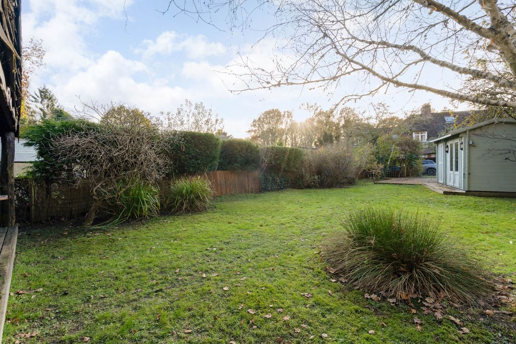 Property photo 2 of 9 2