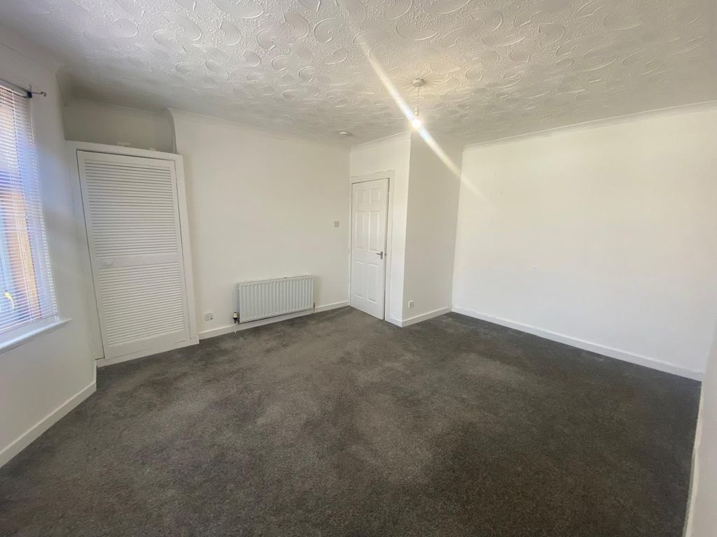 Property photo 2 of 11 Photo 2