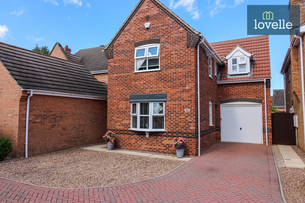Property photo 1 of 24
