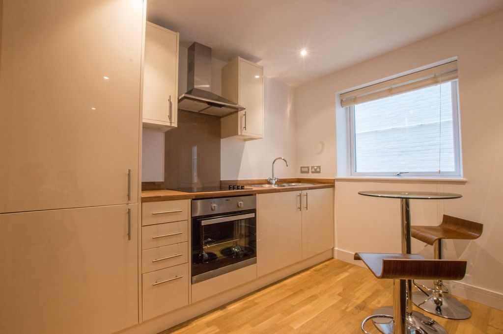 Property photo 2 of 5