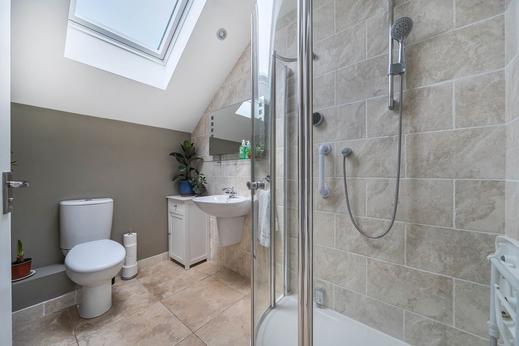 Property photo 3 of 16 Shower Room