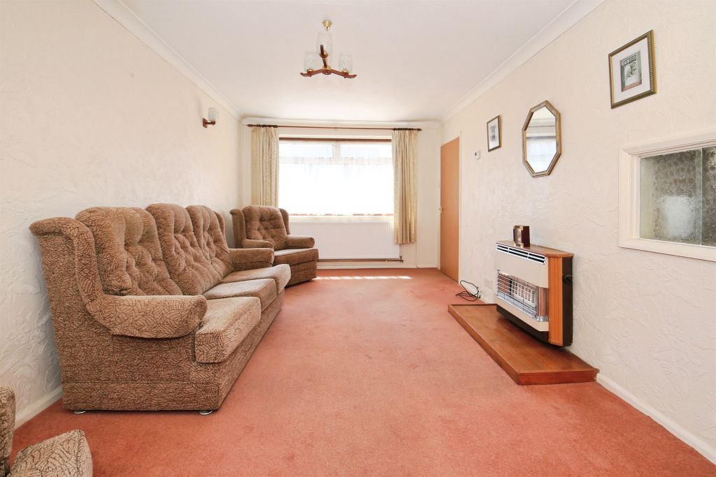 Property photo 2 of 23