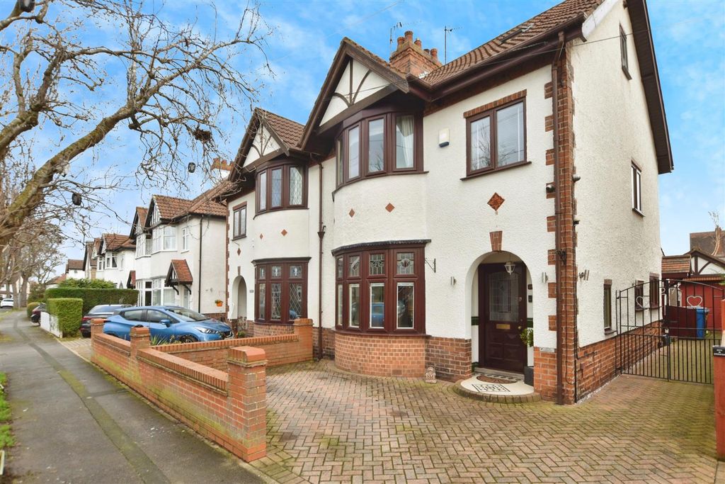 Property photo 1 of 22 Front External