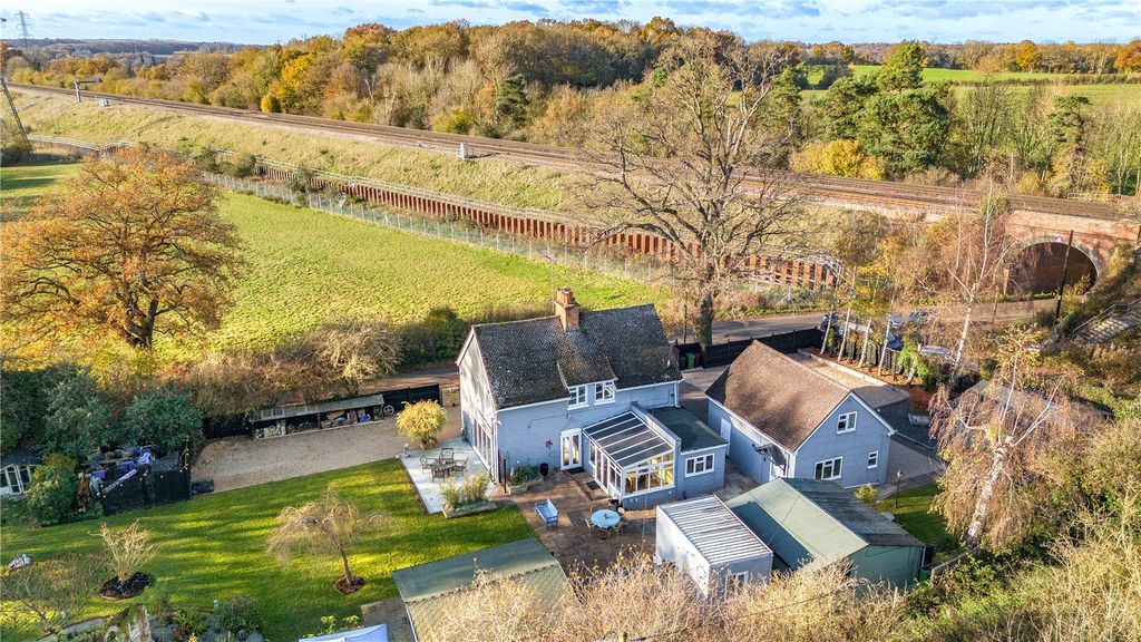 Property photo 2 of 25 Picture No. 04