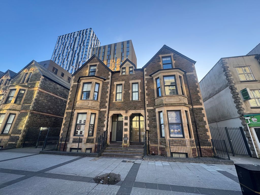 Property photo 1 of 5 Front