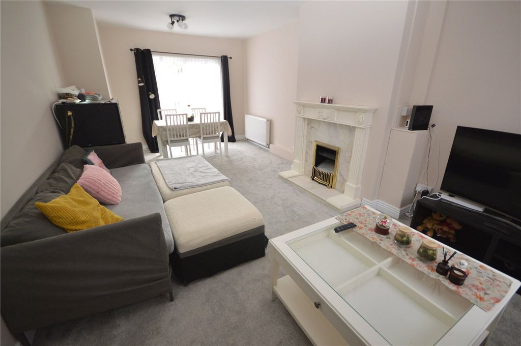 Property photo 2 of 13 Picture No. 04