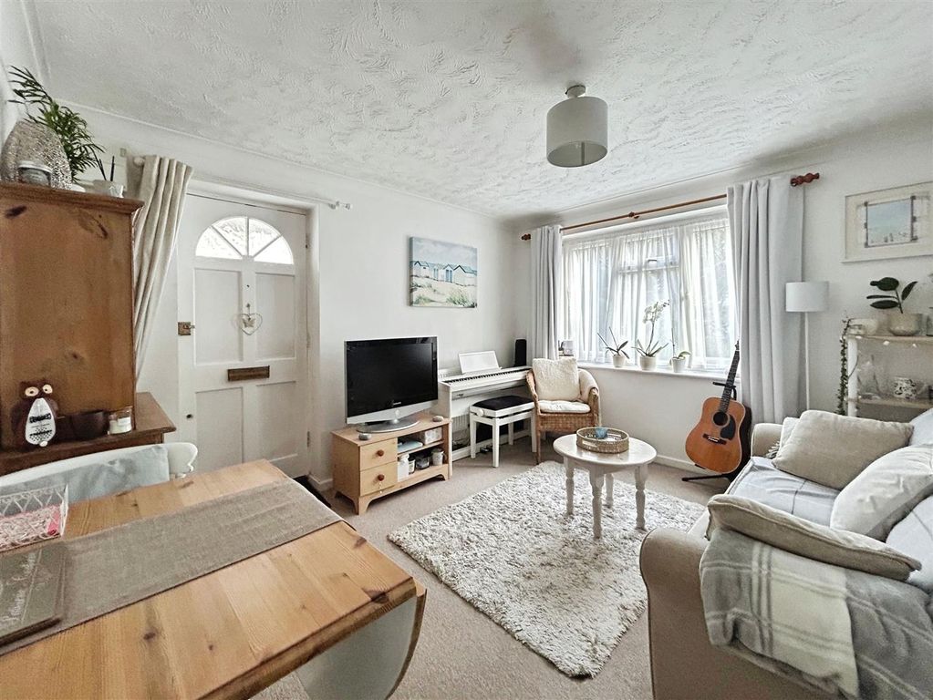 Property photo 2 of 10 Fdf80Df4-Image00014.Jpeg