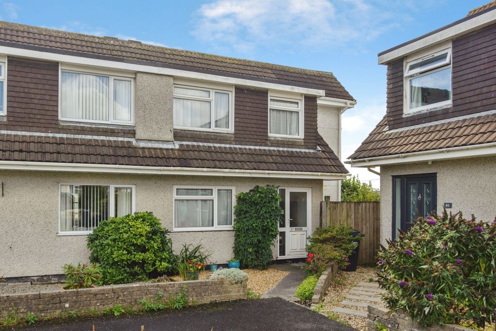 Property photo 1 of 18 Pbox-Img.Jpg