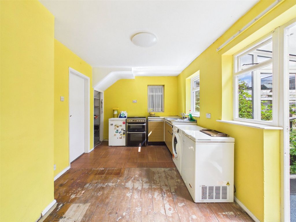 Property photo 2 of 14 Picture No. 09
