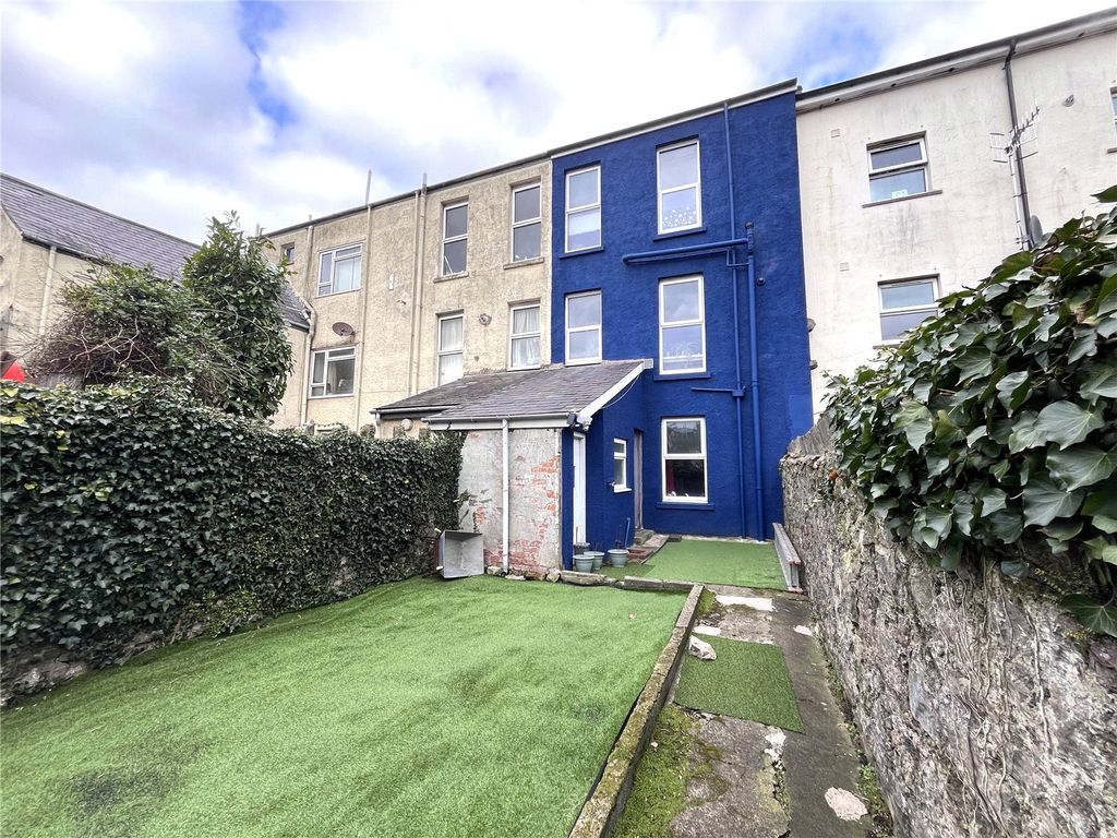 Property photo 1 of 17 Picture No. 28