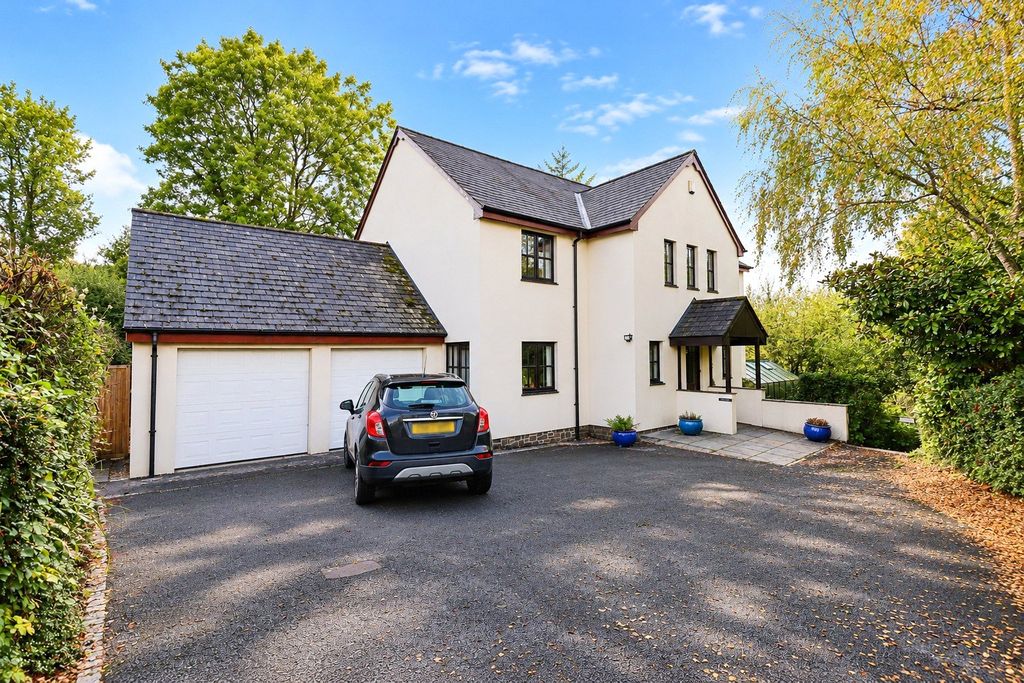 Property photo 1 of 23 Picture No. 06