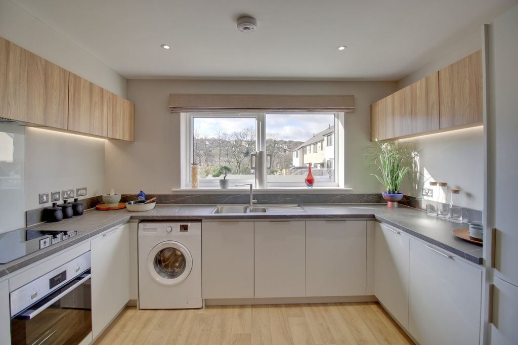 Property photo 3 of 27 Picture No. 27