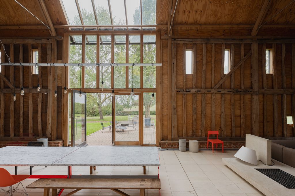 Property photo 1 of 33 311957 - Old Barn, Chelsworth-4.Jpg