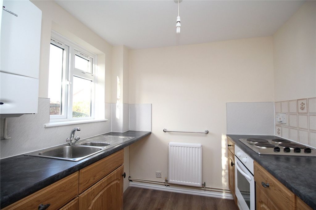 Property photo 2 of 8 Picture No. 20