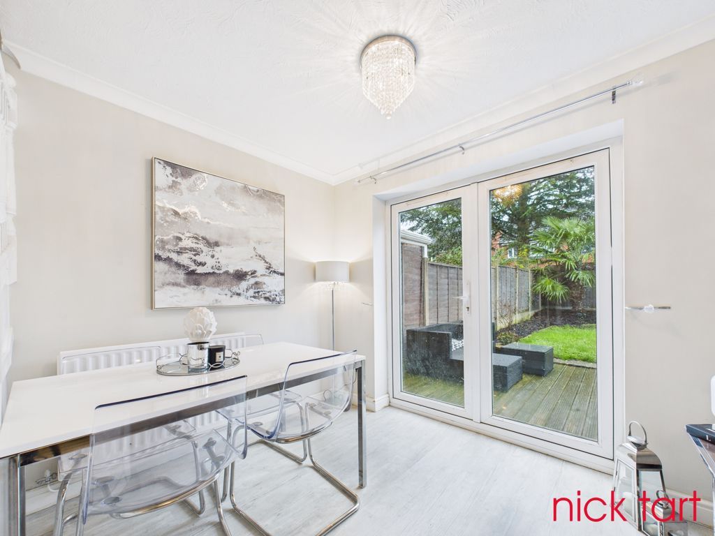 Property photo 3 of 12 Photo 7