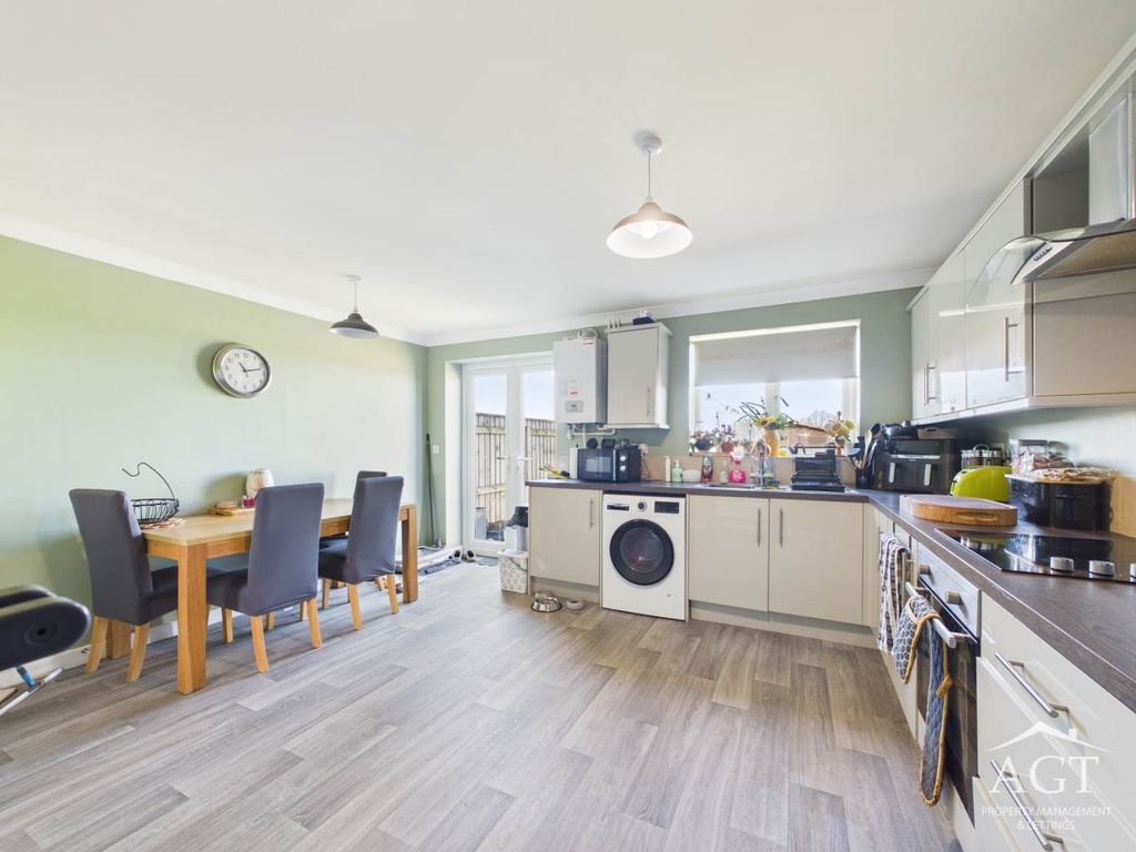 Property photo 3 of 14 Kitchen/Diner