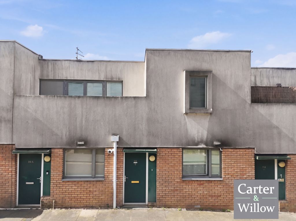 Property photo 1 of 10