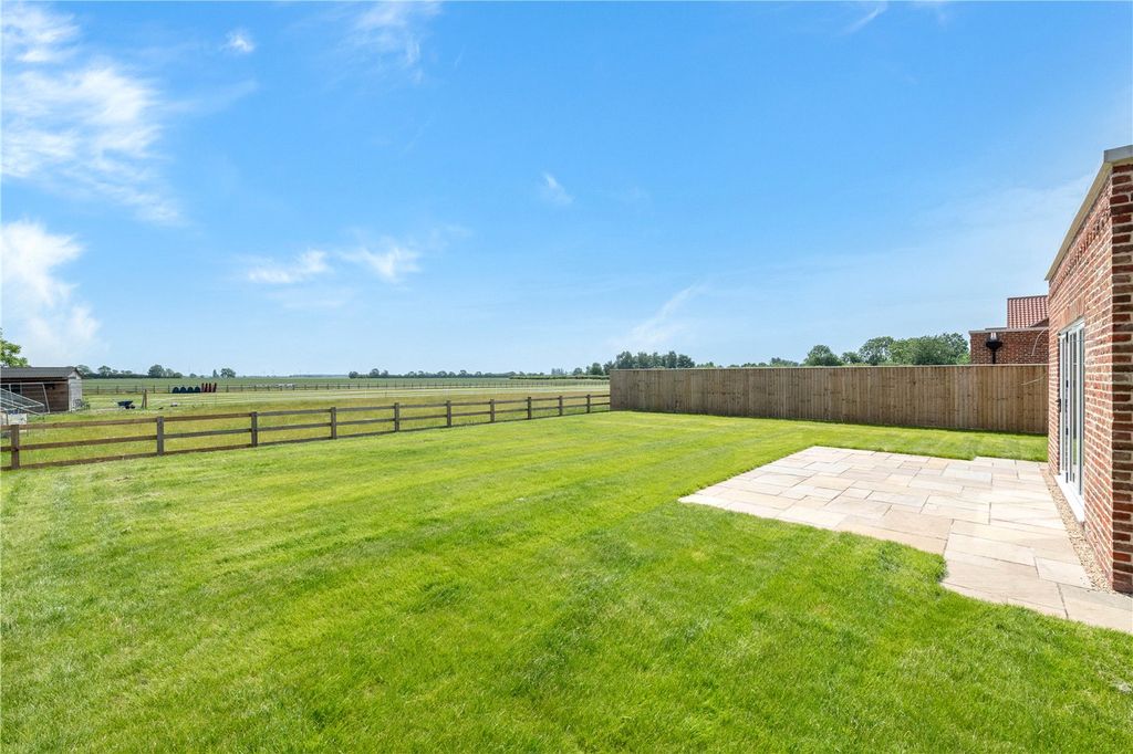 Property photo 2 of 4 Picture No. 02