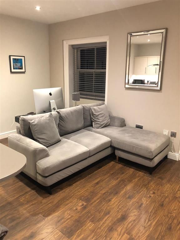 Property photo 3 of 5 Living Room