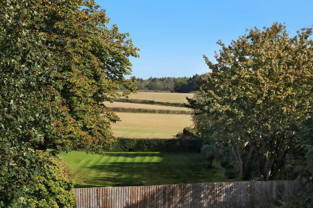 Property photo 1 of 7 Views