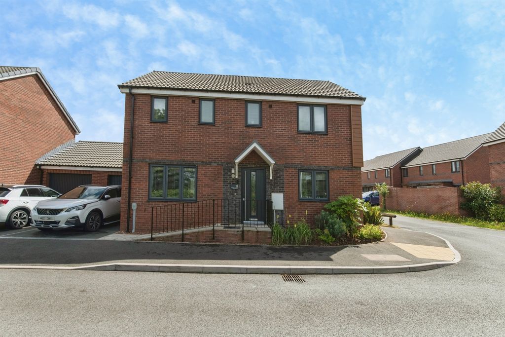 Property photo 1 of 16