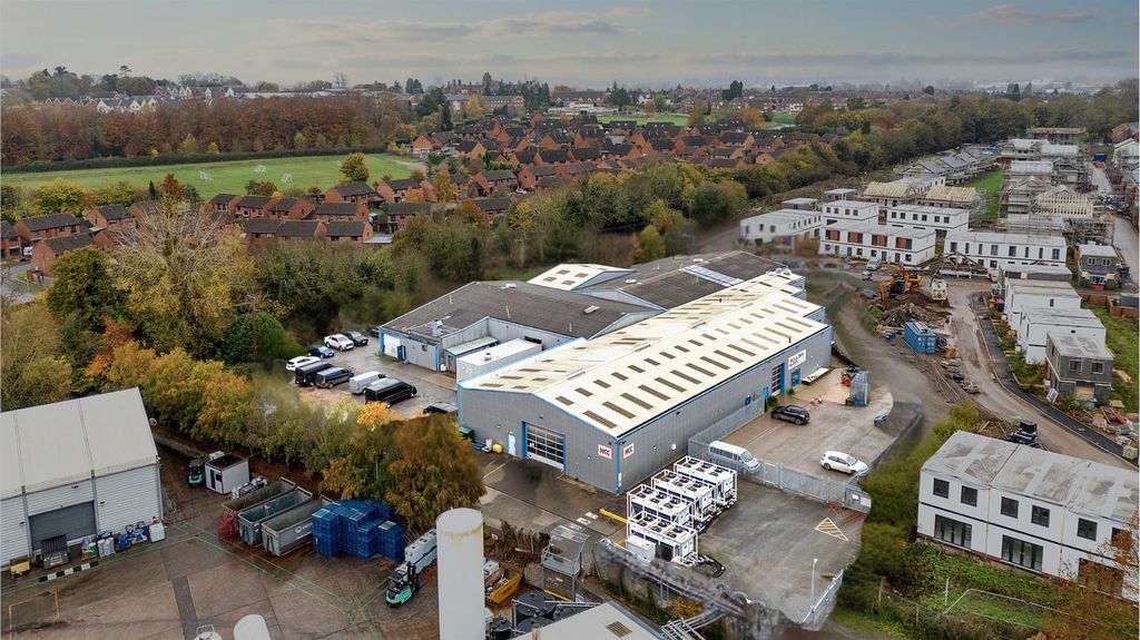 Property photo 1 of 18 Holmer Trading Estate .Png
