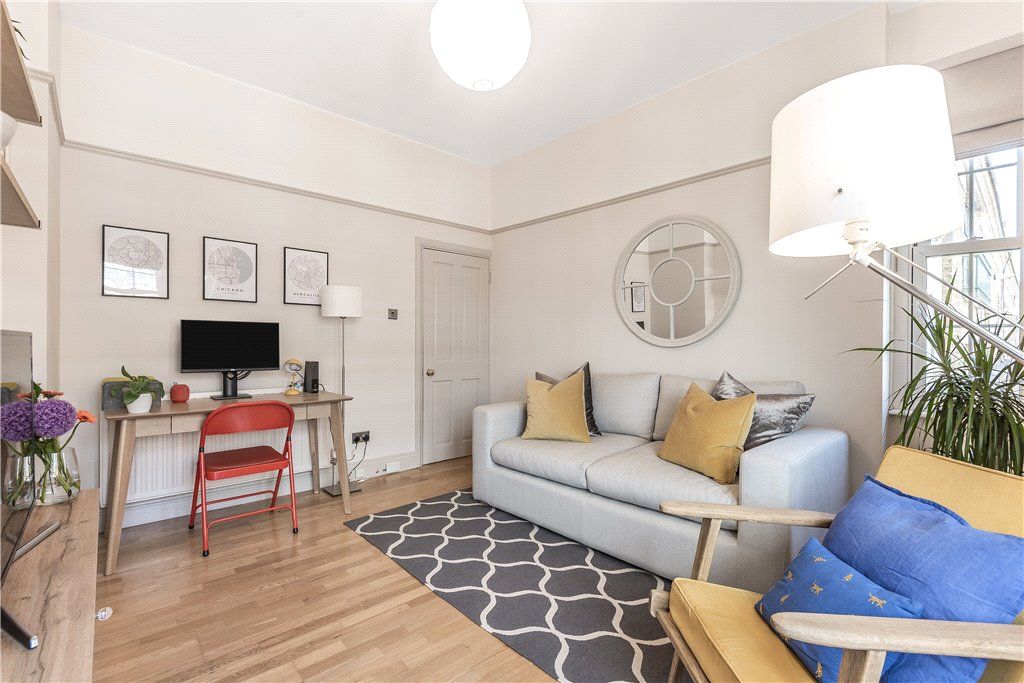 Property photo 1 of 11 Reception Room
