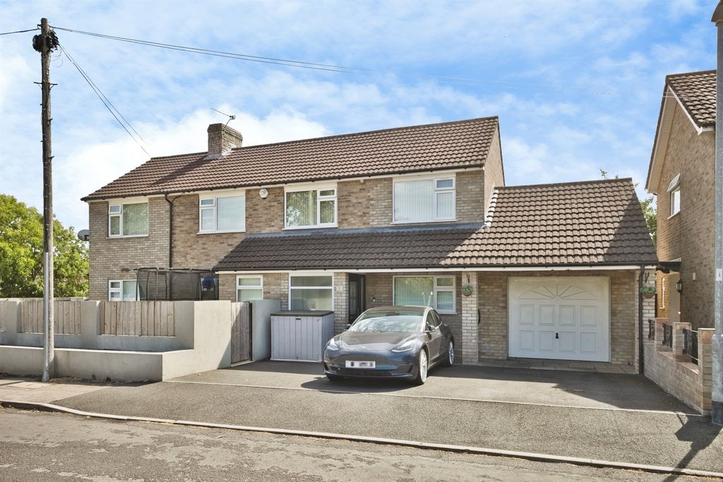 Property photo 1 of 21