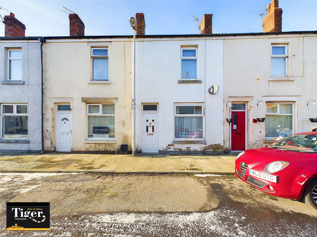 Property photo 1 of 9 Cam03440G0-Pr0233-Still012