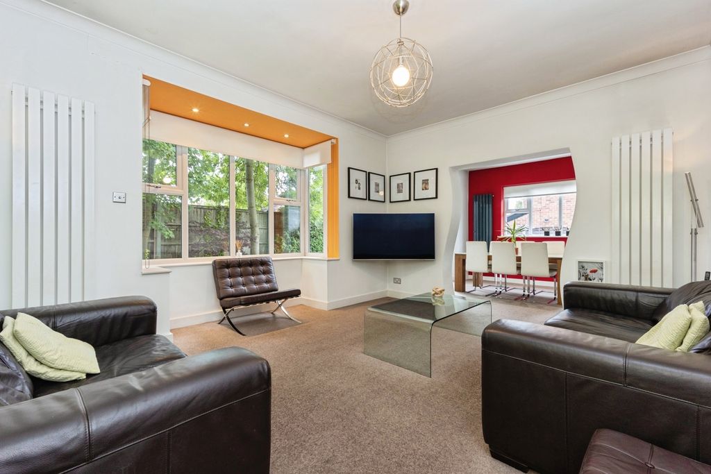 Property photo 3 of 24 Pbox-Img.Jpg