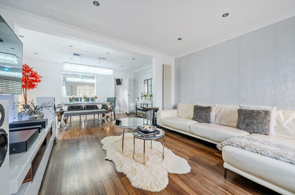 Property photo 3 of 20 1405306-12-6989B1...