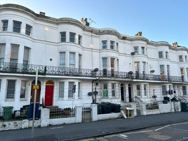 Property photo 1 of 6