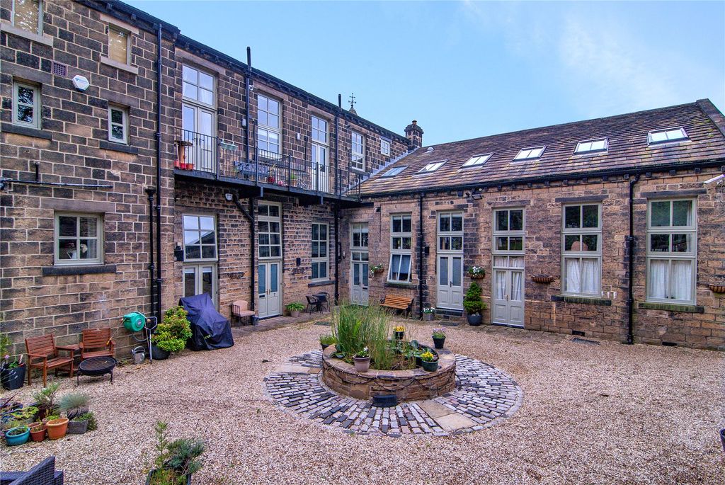 Property photo 1 of 19 Picture No. 17
