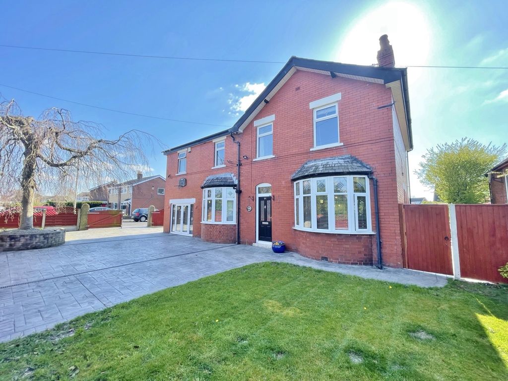 Property photo 1 of 27