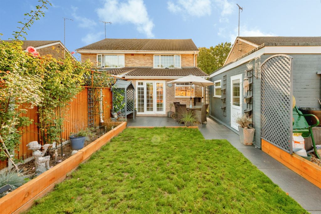 Property photo 2 of 18