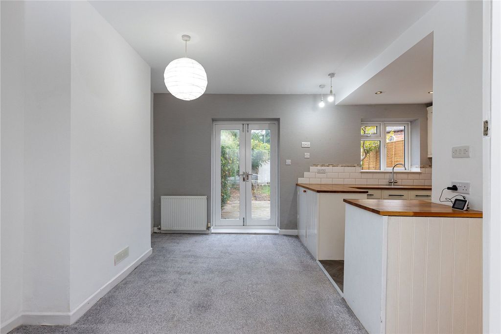 Property photo 3 of 10 Kitchen/Diner