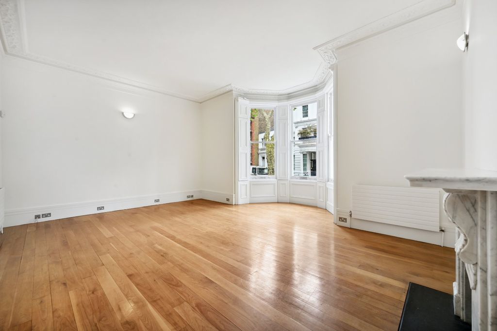 Property photo 1 of 16 Reception Room