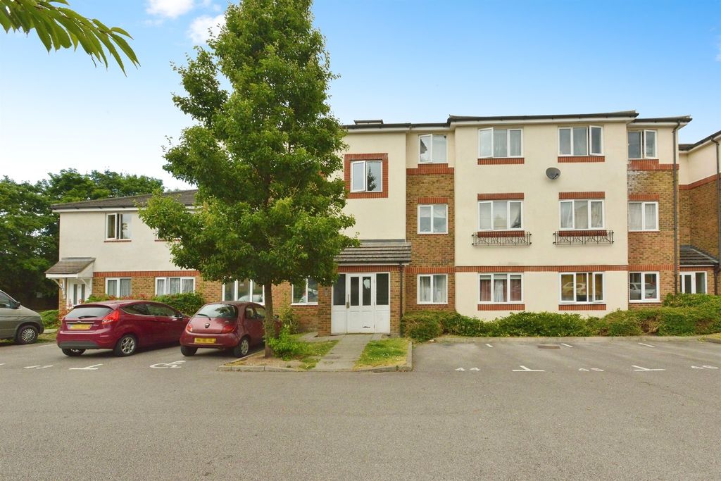 Property photo 1 of 15