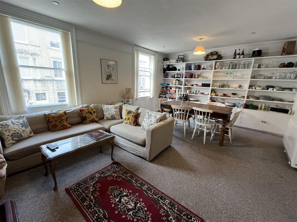 Property photo 2 of 13 Sitting Room