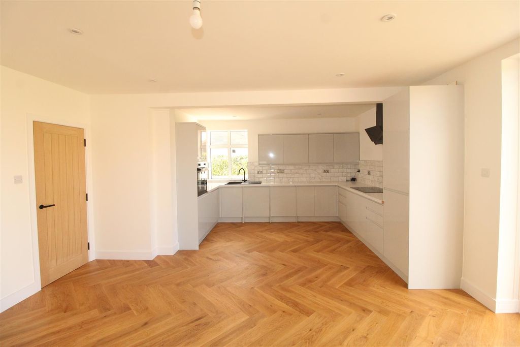 Property photo 3 of 22 Open Plan Living