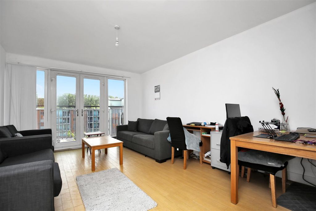 Property photo 1 of 7 Img_9866.Jpg