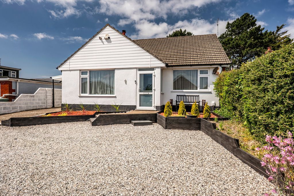 Property photo 1 of 35